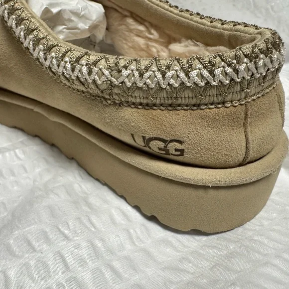 UGG Tan Women's Slippers - Picture 15 of 16